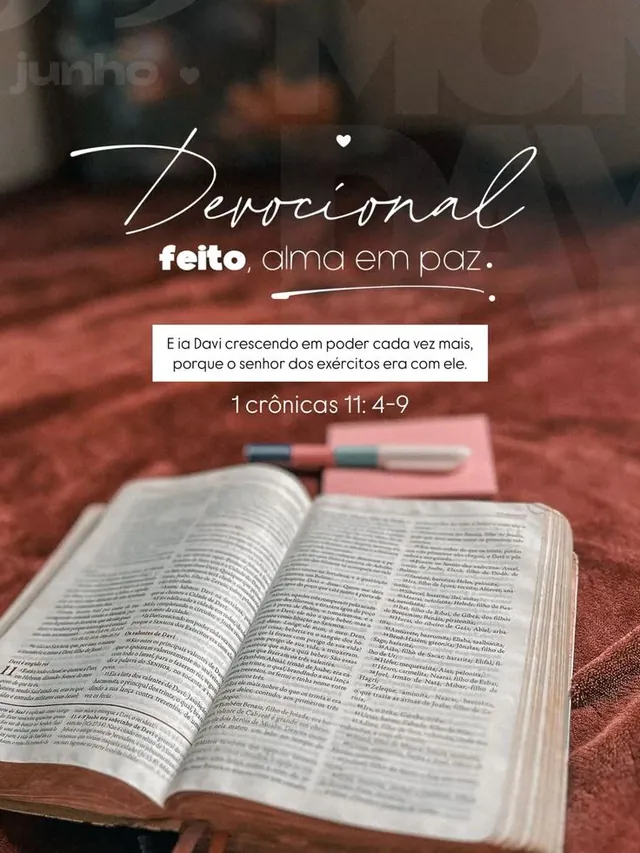 Story de devocional feito com Bíblia aberta